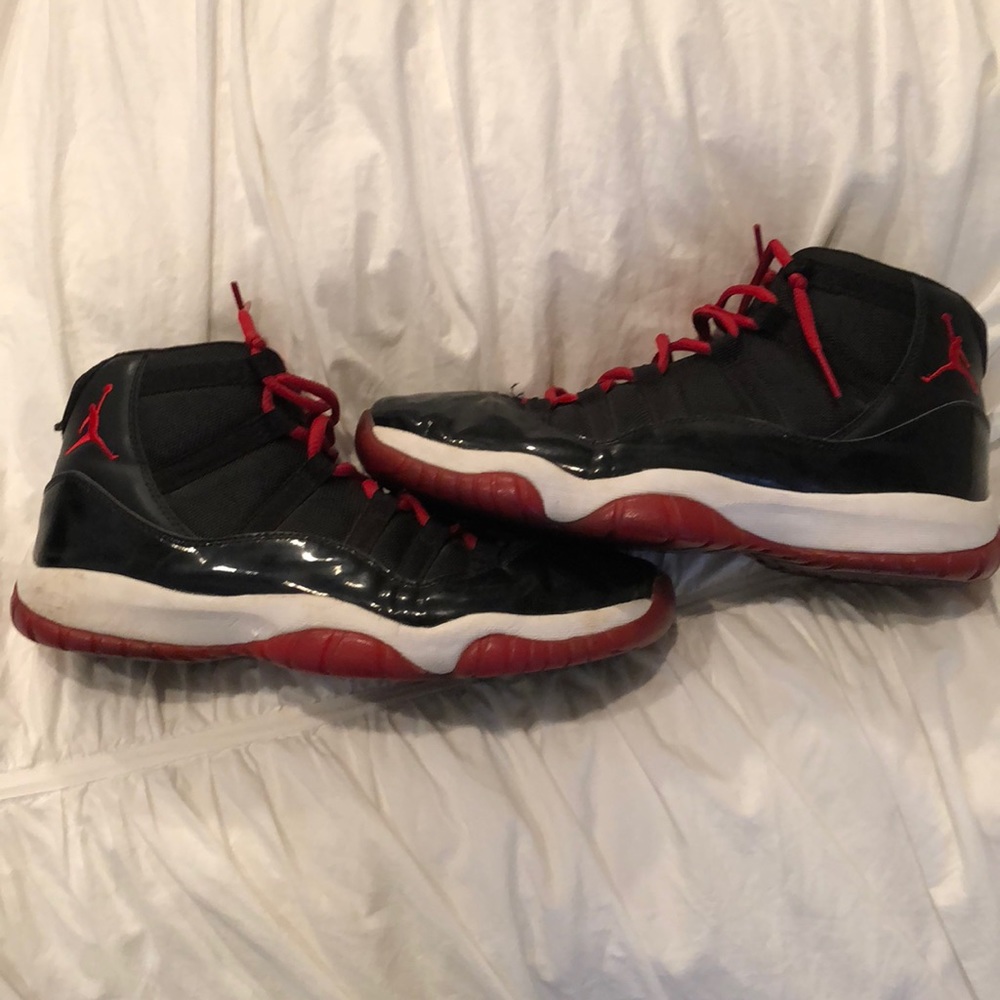 Jordan retro 11 Bred